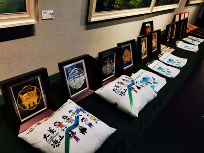 展現(xiàn)扶貧風(fēng)采！大美涼山扶貧采風(fēng)成果展在桂城美術(shù)館免費(fèi)展出