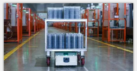 富士康與比亞迪 兩大代工廠在搬運(yùn)領(lǐng)域的移動(dòng)機(jī)器人布局對(duì)比